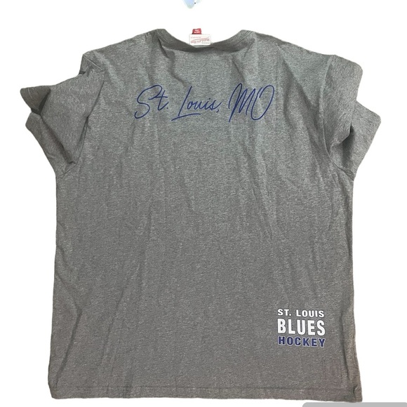 NHL St Louis Blues City Collection Tee - Picture 2 of 6